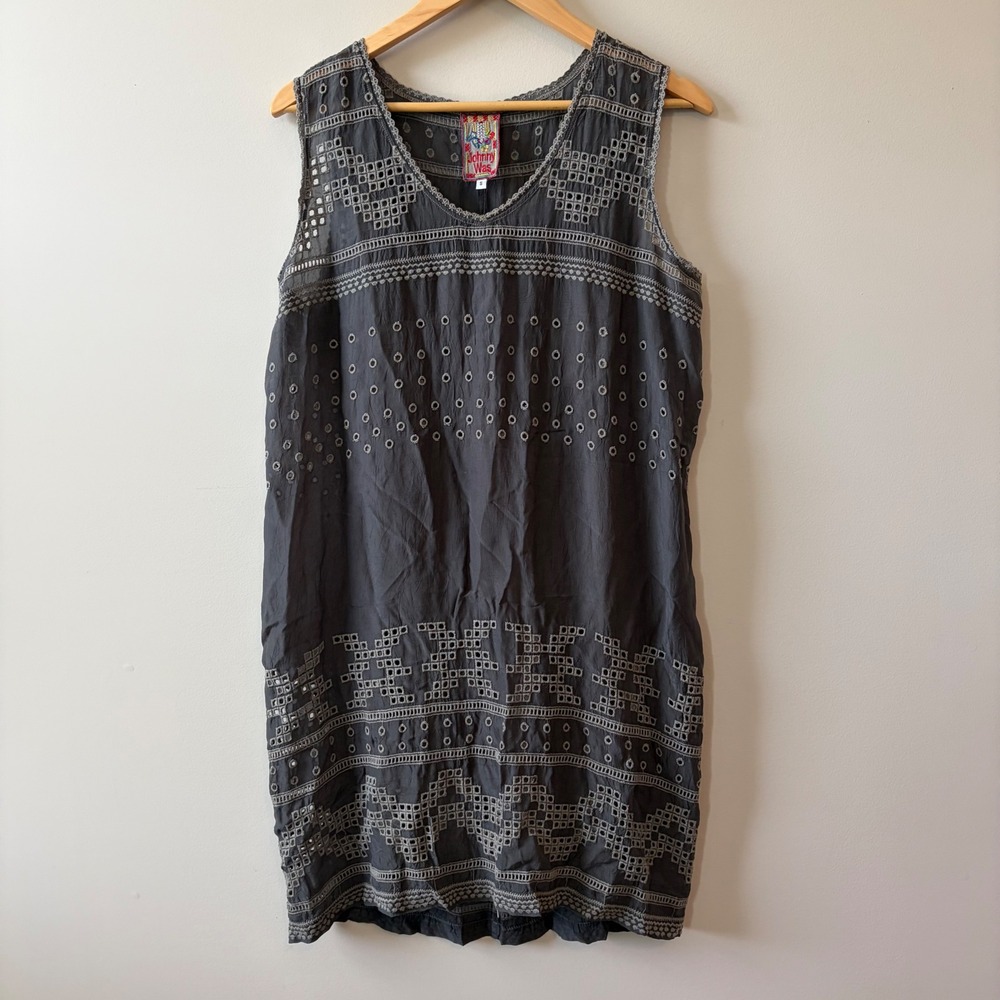 Johnny Was Gray Eyelet Embroidered Sleeveless Cupra Rayon Shift Dress Small